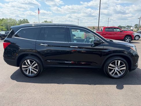 Used 2018 Honda Pilot Elite image 6