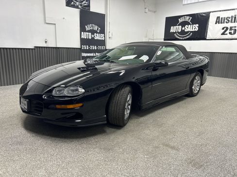 Used 2002 Chevrolet Camaro Z28 w/ Sport Appearance Pkg RWD image 3
