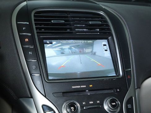 Used 2016 Lincoln MKX Reserve w/ Driver Assistance Package AWD/4WD image 31