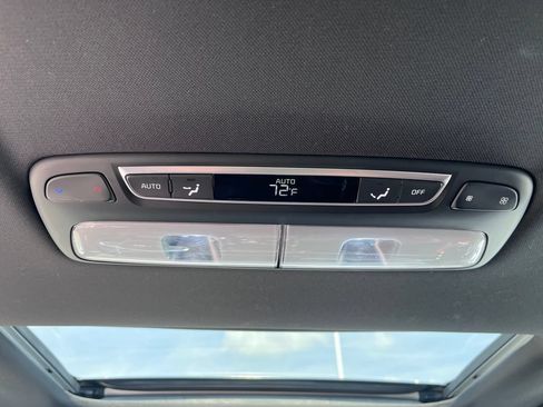Certified 2024 Kia Telluride EX w/ EX Captain's Chair Package FWD image 22