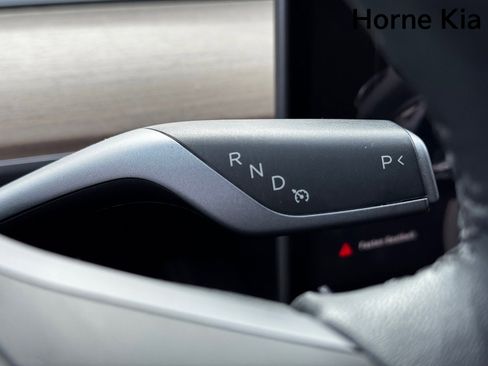 Used 2023 Tesla Model 3 Standard Range image 20