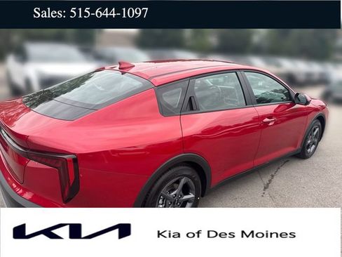 New 2026 Kia K4 FWD image 5