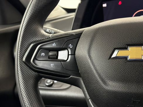 Used 2024 Chevrolet Trax LT FWD image 20