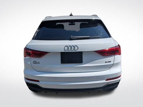 Used 2025 Audi Q3 2.0T Premium w/ Convenience Package AWD/4WD image 4