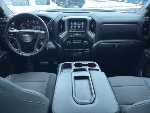 Used 2020 Chevrolet Silverado 1500 Custom w/ Custom Value Package image 19