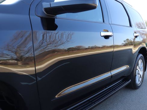 Used 2014 Toyota Sequoia Limited image 18