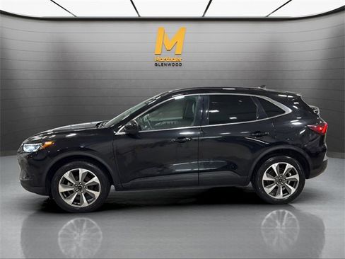 Used 2024 Ford Escape Platinum image 5