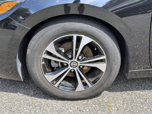 Certified 2023 Nissan Sentra SV FWD image 10
