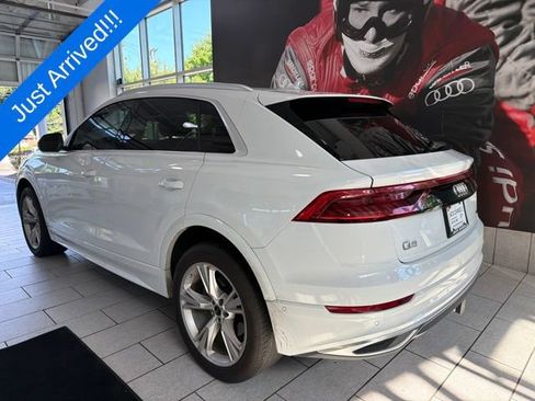 Used 2023 Audi Q8 Premium Plus AWD/4WD image 3