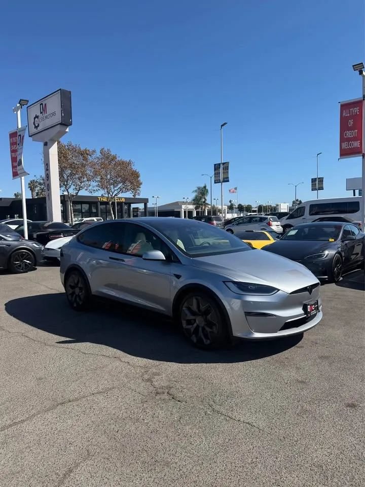 Used 2026 Tesla Model X AWD/4WD image 3