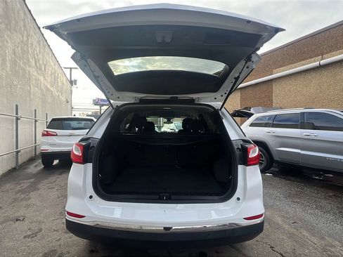 Used 2019 Chevrolet Equinox LT w/ LPO, Cargo Package image 9