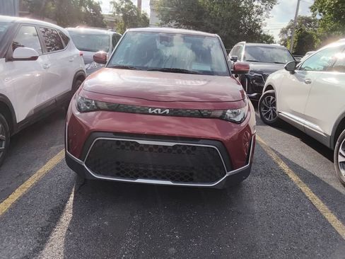 Used 2024 Kia Soul LX FWD image 11