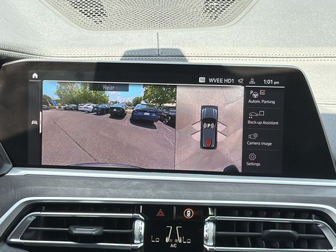 Used 2022 BMW X5 sDrive40i w/ Parking Assistance Package RWD image 4
