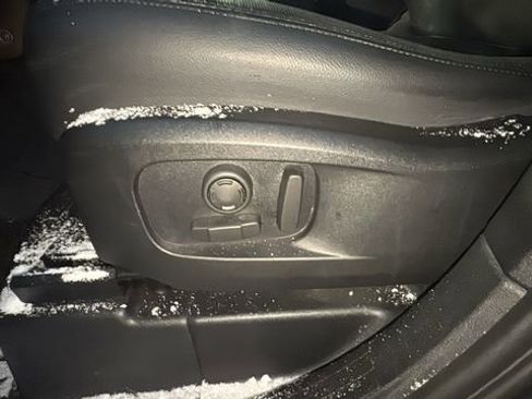 Used 2022 Land Rover Defender 110 X-Dynamic SE image 26