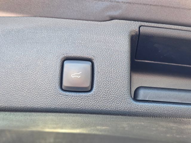 Used 2022 Ford Escape SEL AWD/4WD image 14