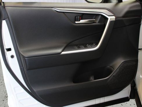 Used 2023 Toyota RAV4 XSE w/ Weather Package AWD/4WD image 47