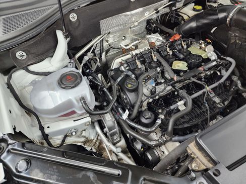 Used 2025 Volkswagen Atlas SE image 20