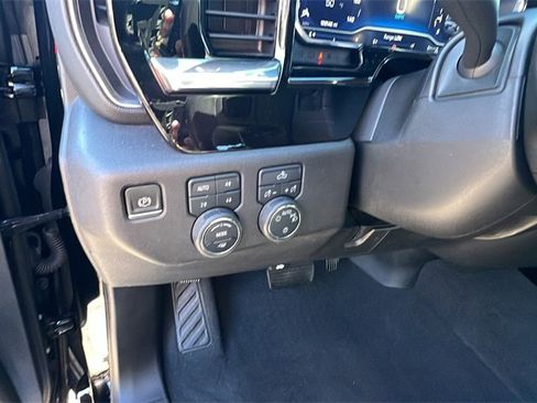 Used 2022 Chevrolet Silverado 1500 LT w/ Z71 Off-Road Package image 23