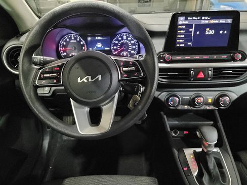 Used 2023 Kia Forte LXS w/ LXS Technology Package FWD image 22