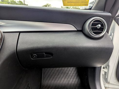 Used 2018 Mercedes-Benz C 300 Cabriolet image 35