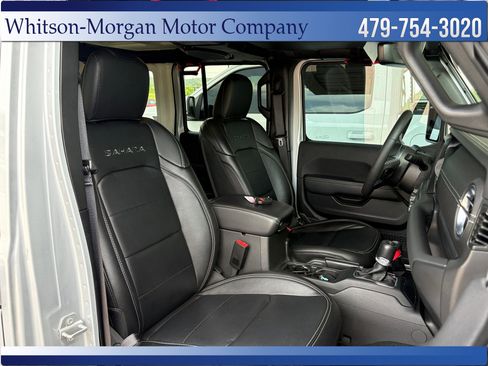 Used 2023 Jeep Wrangler Unlimited Sahara AWD/4WD image 15
