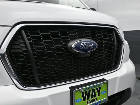 Used 2023 Ford Transit 350 XLT RWD image 5