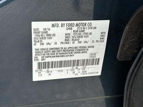 Used 2016 Ford Edge Titanium w/ Equipment Group 302A AWD/4WD image 17