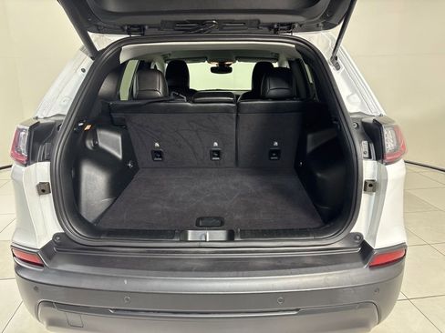 Used 2023 Jeep Cherokee Altitude Lux image 22