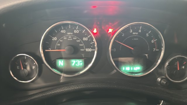 Used 2017 Jeep Wrangler Sport AWD/4WD image 13
