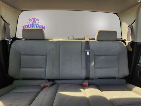 Used 2017 GMC Sierra 2500 Pickup 4D 6 1/2 ft w/ Sierra Convenience Package image 18