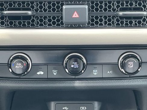 New 2026 Honda HR-V LX image 27