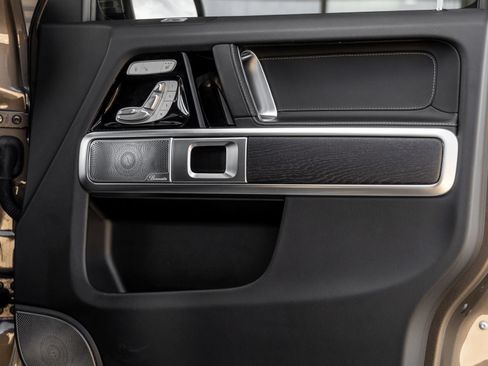 Used 2025 Mercedes-Benz G 550 image 46