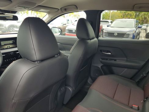 New 2026 Nissan Kicks SR w/ Illumination Package FWD image 10