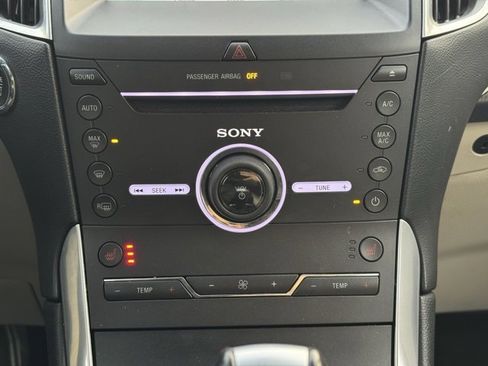 Used 2016 Ford Edge Titanium image 12