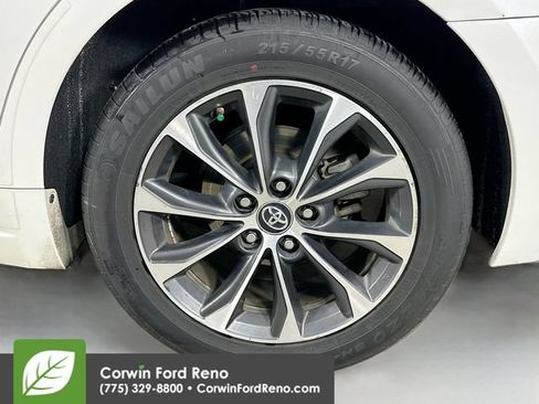 Used 2016 Toyota Avalon XLE FWD image 30