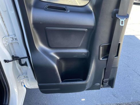 Used 2022 Toyota Tacoma SR image 22