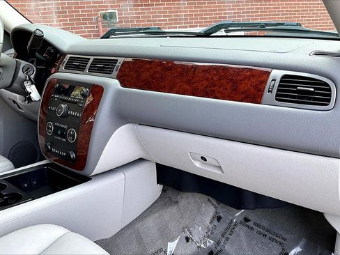 Used 2013 Chevrolet Silverado 3500 LTZ w/ LTZ Plus Package image 25