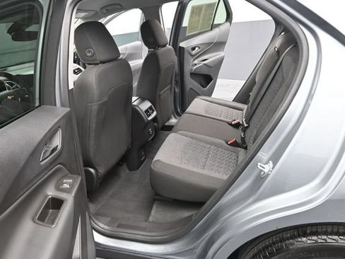 Used 2024 Chevrolet Equinox LT FWD image 10