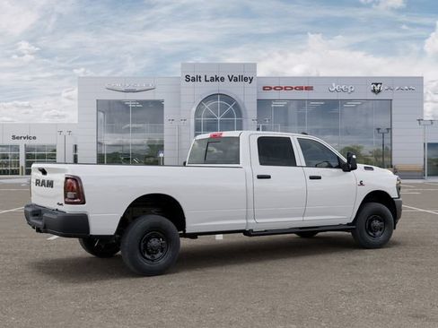 New 2026 RAM 2500 Tradesman AWD/4WD image 4