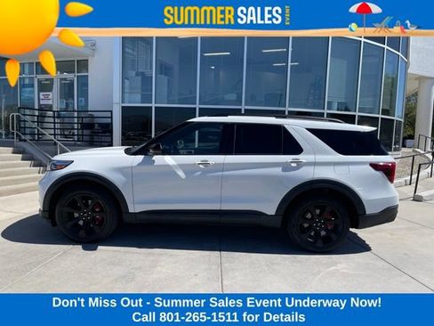 Used 2022 Ford Explorer ST w/ Equipment Group 401A AWD/4WD image 2