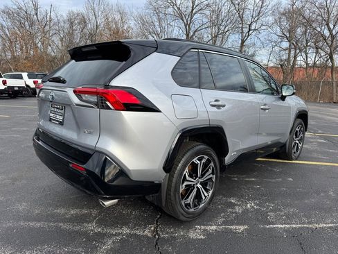 Used 2023 Toyota RAV4 XSE w/ Weather Package AWD/4WD image 4