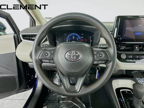 Used 2026 Toyota Corolla LE FWD image 14