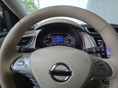 Used 2017 Nissan Murano Platinum w/ Platinum Technology Package image 25