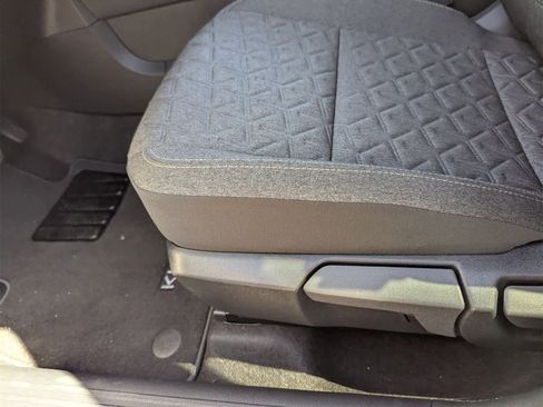 New 2026 Nissan Kicks SV image 18