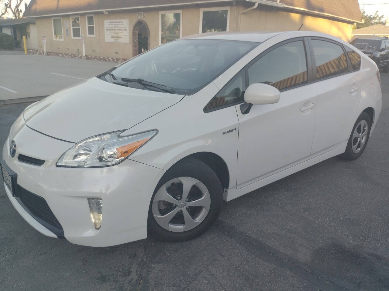 Used 2012 Toyota Prius Three FWD image 3