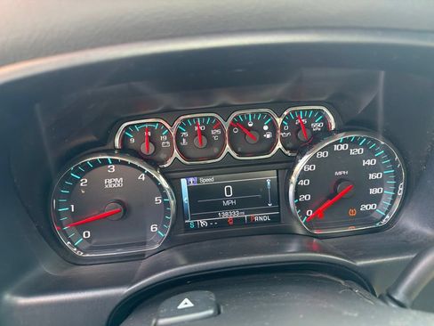 Used 2017 Chevrolet Silverado 1500 LT AWD/4WD image 10
