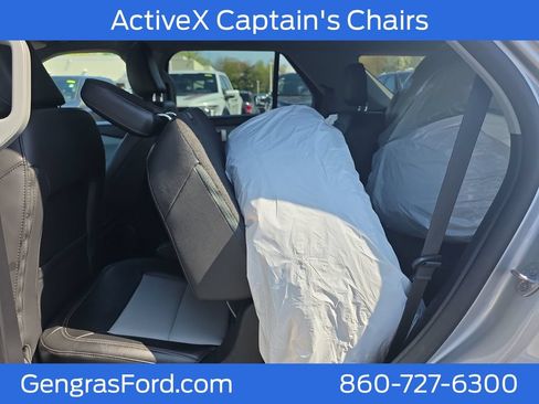 Certified 2022 Ford Explorer XLT w/ Equipment Group 202A AWD/4WD image 18
