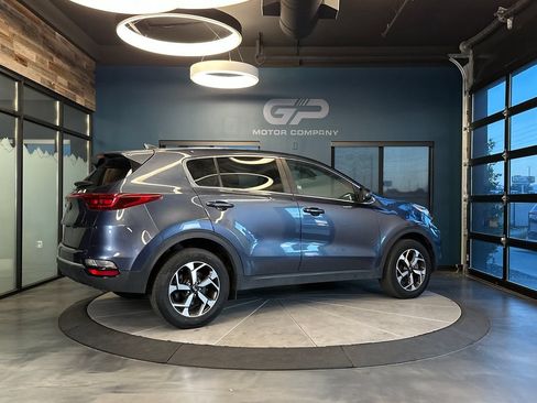 Used 2020 Kia Sportage LX AWD/4WD image 3