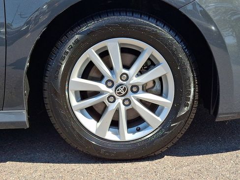 Used 2025 Toyota Camry LE FWD image 8