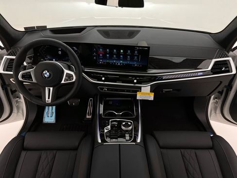 New 2026 BMW X7 M60i w/ Executive Package image 15